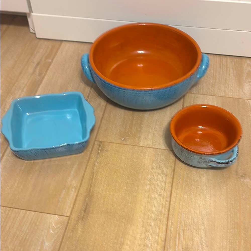 Sky Blue Italian De Silva Ceramic Dish Set